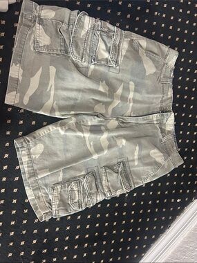 OP Men's Gray Camo Cargo Shorts